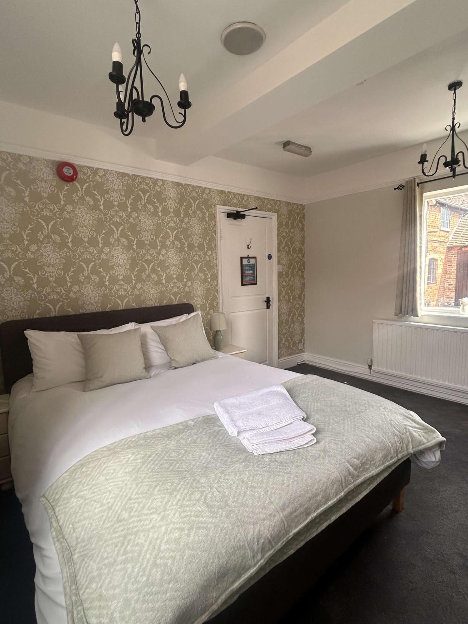 Oyo Blenheim House Hotel Etwall Bagian luar foto
