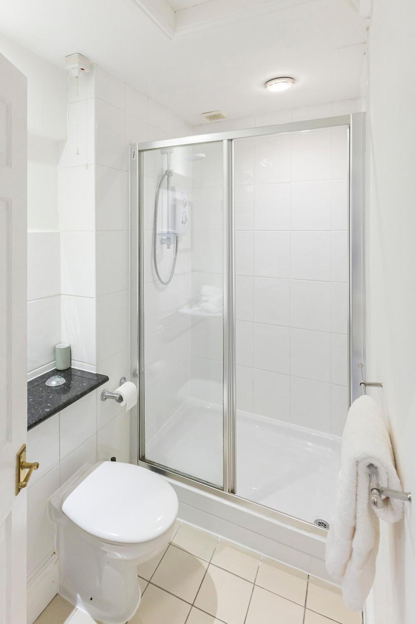 Oyo Blenheim House Hotel Etwall Bagian luar foto
