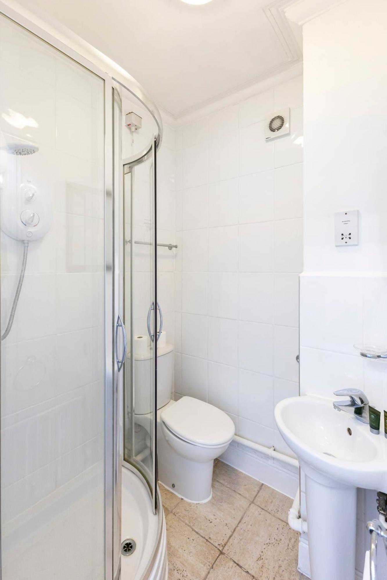 Oyo Blenheim House Hotel Etwall Bagian luar foto