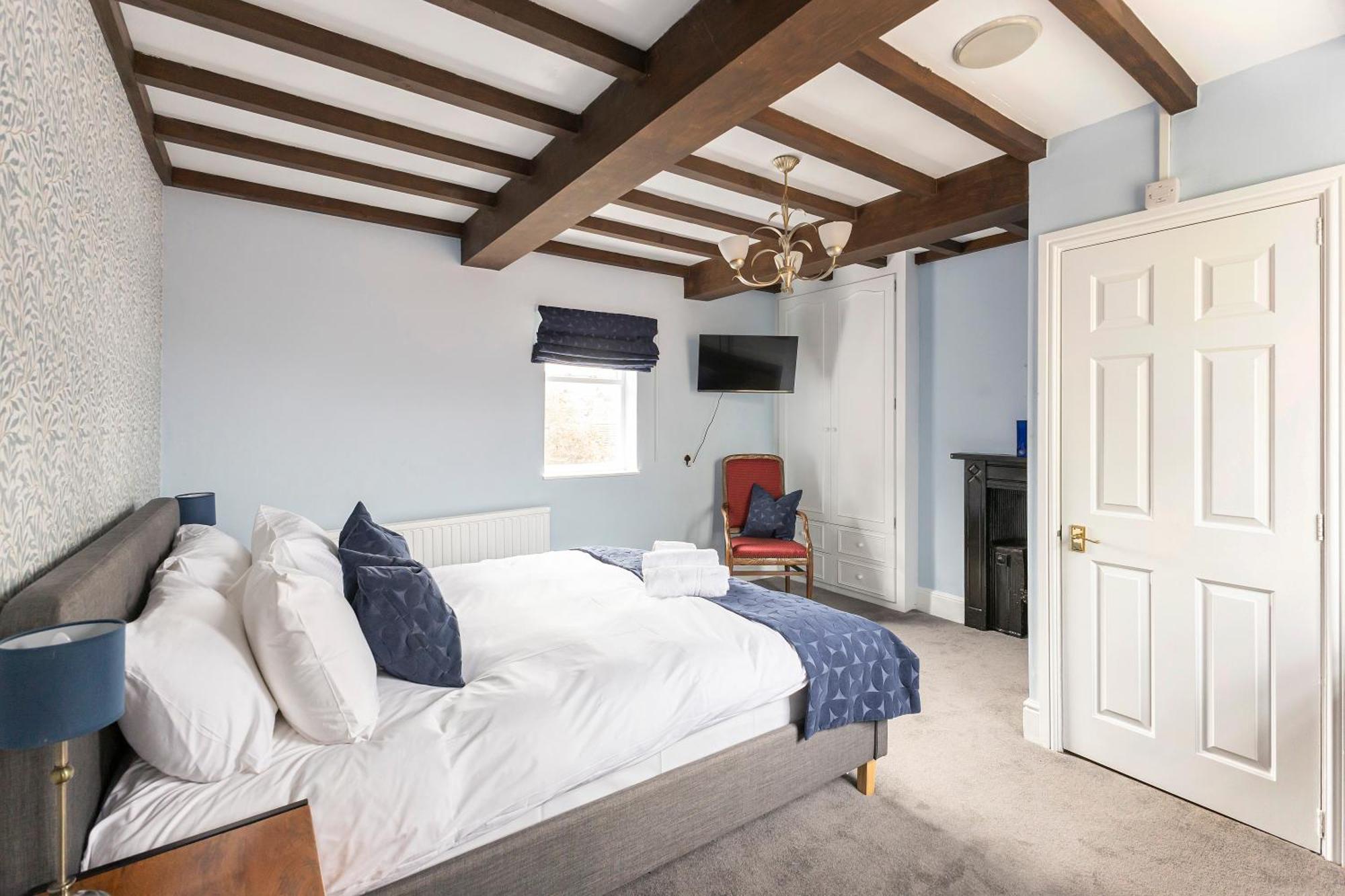 Oyo Blenheim House Hotel Etwall Bagian luar foto