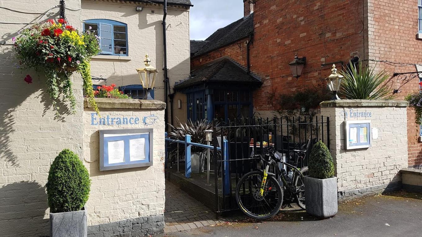 Oyo Blenheim House Hotel Etwall Bagian luar foto